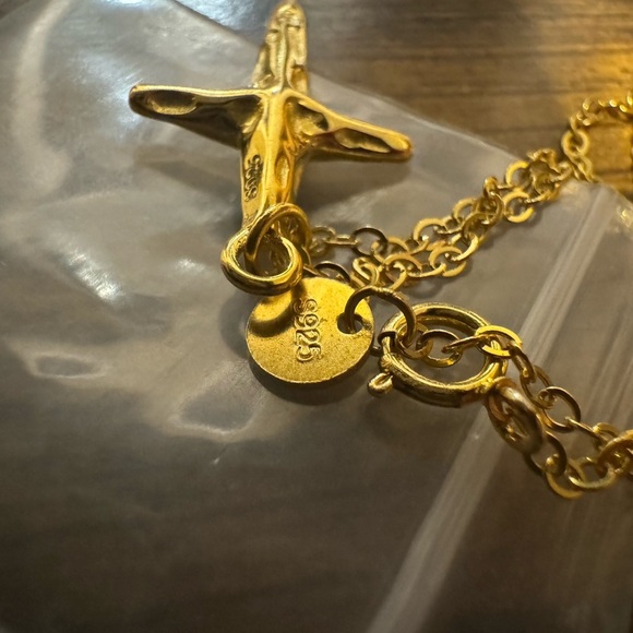 BendéLyon - 925 Sterling Silver. Gold Colored Cross Pendant & Necklace. - Picture 3 of 3